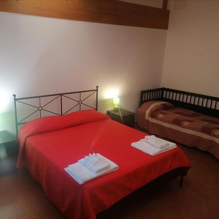 Villa Agriturismo Sentiero Delle Fiabe Sirolo Zimmer foto