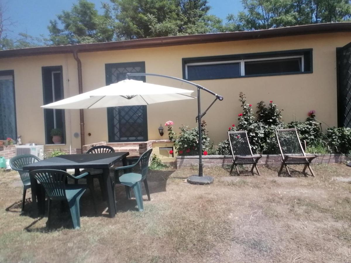 Villa Agriturismo Sentiero Delle Fiabe Sirolo Exterior foto